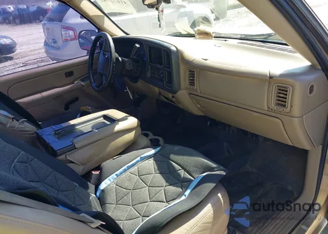 2005 Chevrolet Silverado 1500 Work Truck from USA, damaged, VIN 1GCEC19V45Z122820